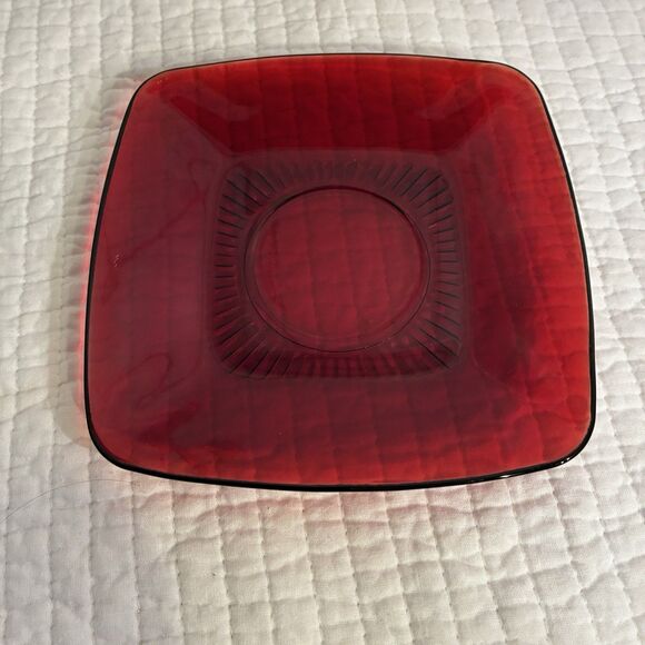 Anchor Hocking 4 Piece Set Of Ruby Red Glass Dishes. Plate, Cup, Saucer, Bowl. - Picture 6 of 12